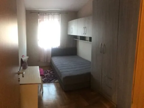 Izdavanje, dvosoban stan, 61m², Zabjelo, Podgorica - image 9