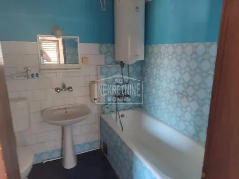 Prodaja, kuća, 120m², Novo Selo, Subotica - image 8