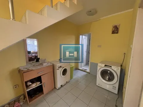 Prodaja, kuća, 194m², Ribare, Jagodina - image 51