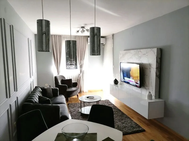 Rent, one bedroom apartment, 45m², City Kej, Podgorica