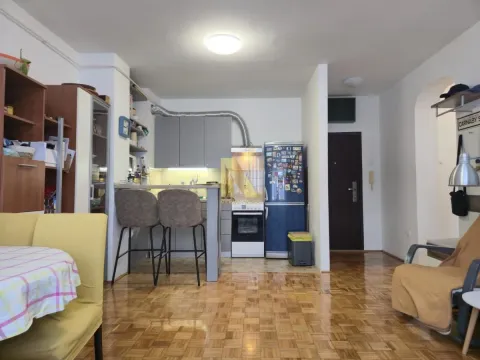 Prodaja, dvosoban stan, 52m², Novo naselje, Novi Sad - image 4