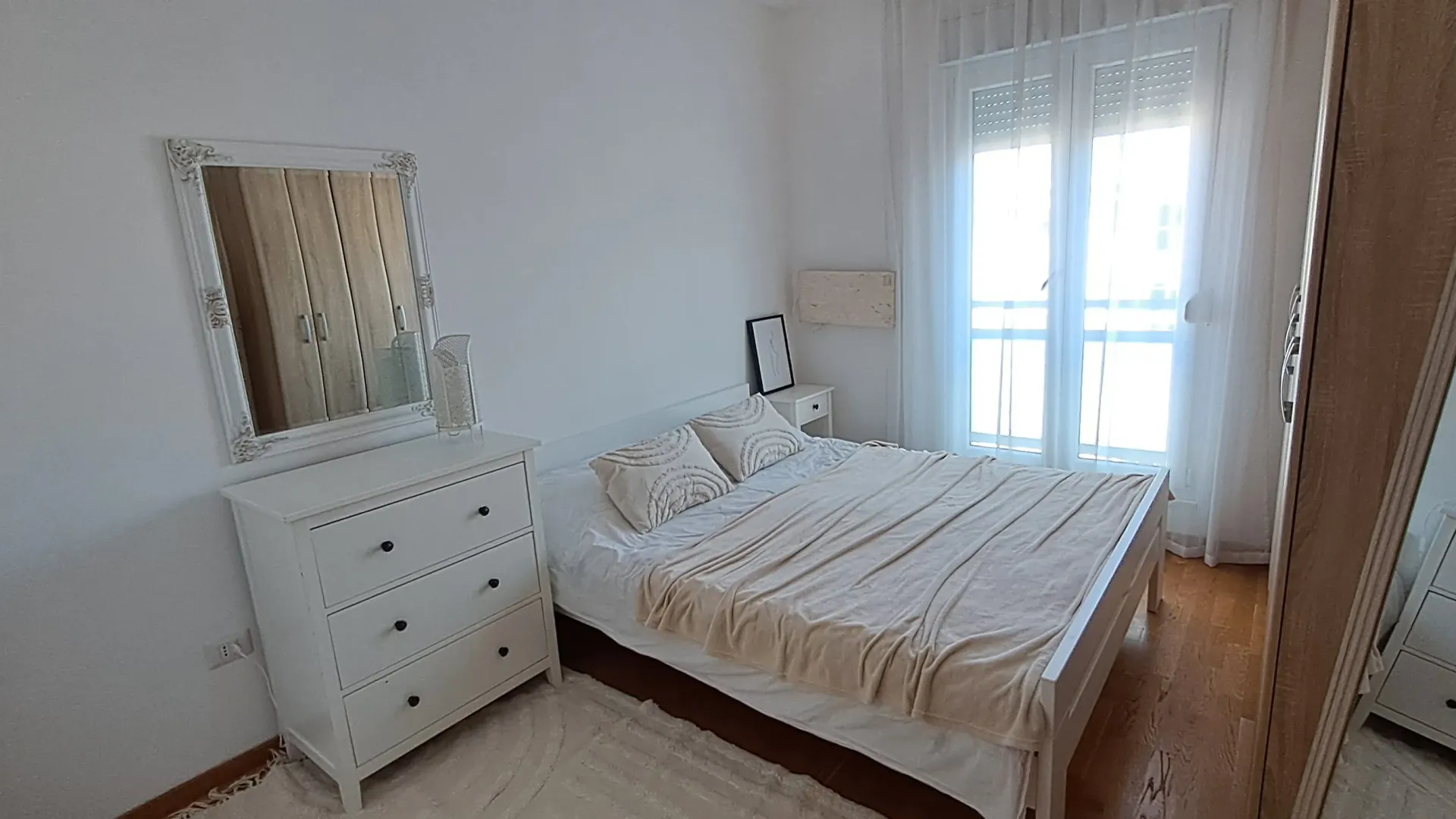 Izdavanje, jednosoban stan, 51m², City Kvart, Podgorica