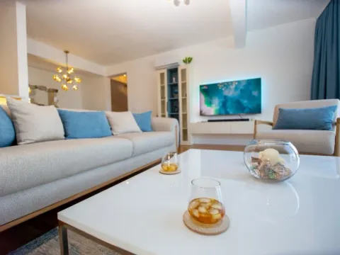 Izdavanje, kuća, 250m², Komoševina, Budva - image 4