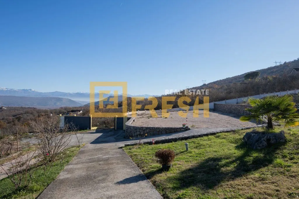 Prodaja, kuća, 250m², Ostalo, Podgorica