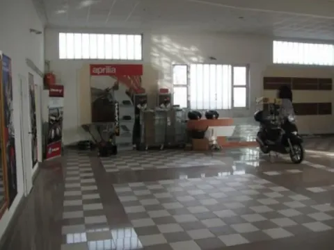 Izdavanje, poslovni prostor, 600m², Palilula Sve Podlokacije, Beograd - image 3