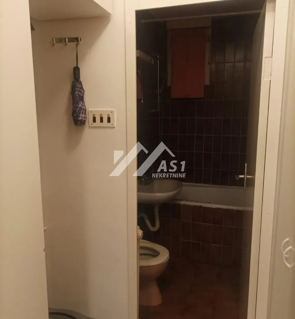 Izdavanje, dvosoban stan, 60m², Liman 2, Novi Sad Sve Podlokacije