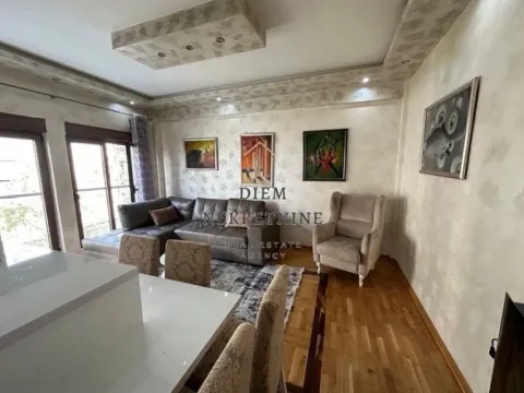 Rent, two bedroom apartment, 60m², Blok 9, Podgorica - image 11