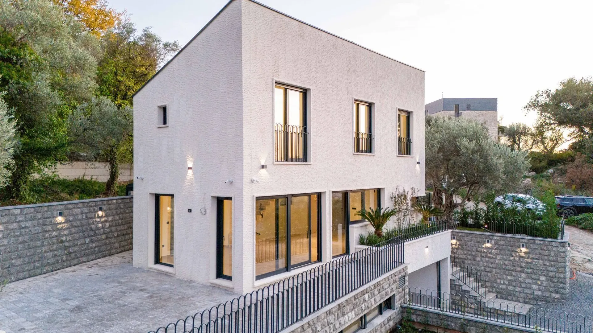 Sale, house, 240m², Kamenovo, Budva