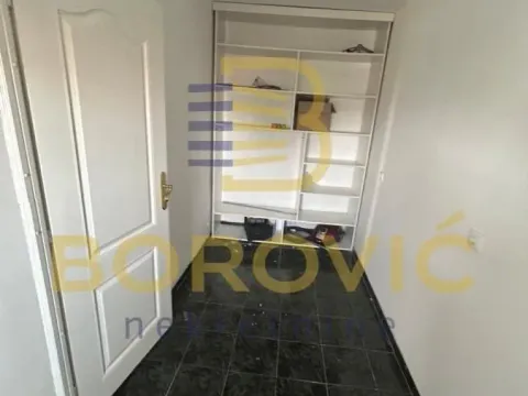 Prodaja, stan, 176m², Autokomanda, Voždovac Sve Podlokacije - image 12