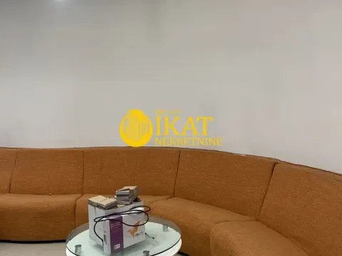 Izdavanje, poslovni prostor, 526m², Stari Grad, Beograd - image 17