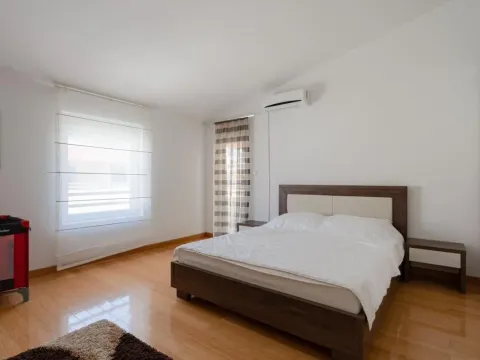 Prodaja, četvorosoban stan, 222m², Podmaine, Budva - image 6