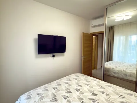 Izdavanje, jednosoban stan, 48m², City Kvart, Podgorica - image 6