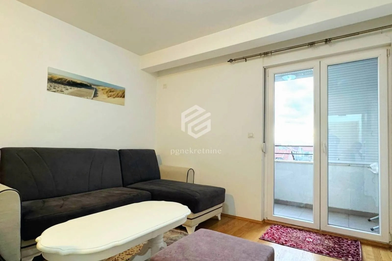 Izdavanje, stan, 30m², Stari Aerodrom, Podgorica