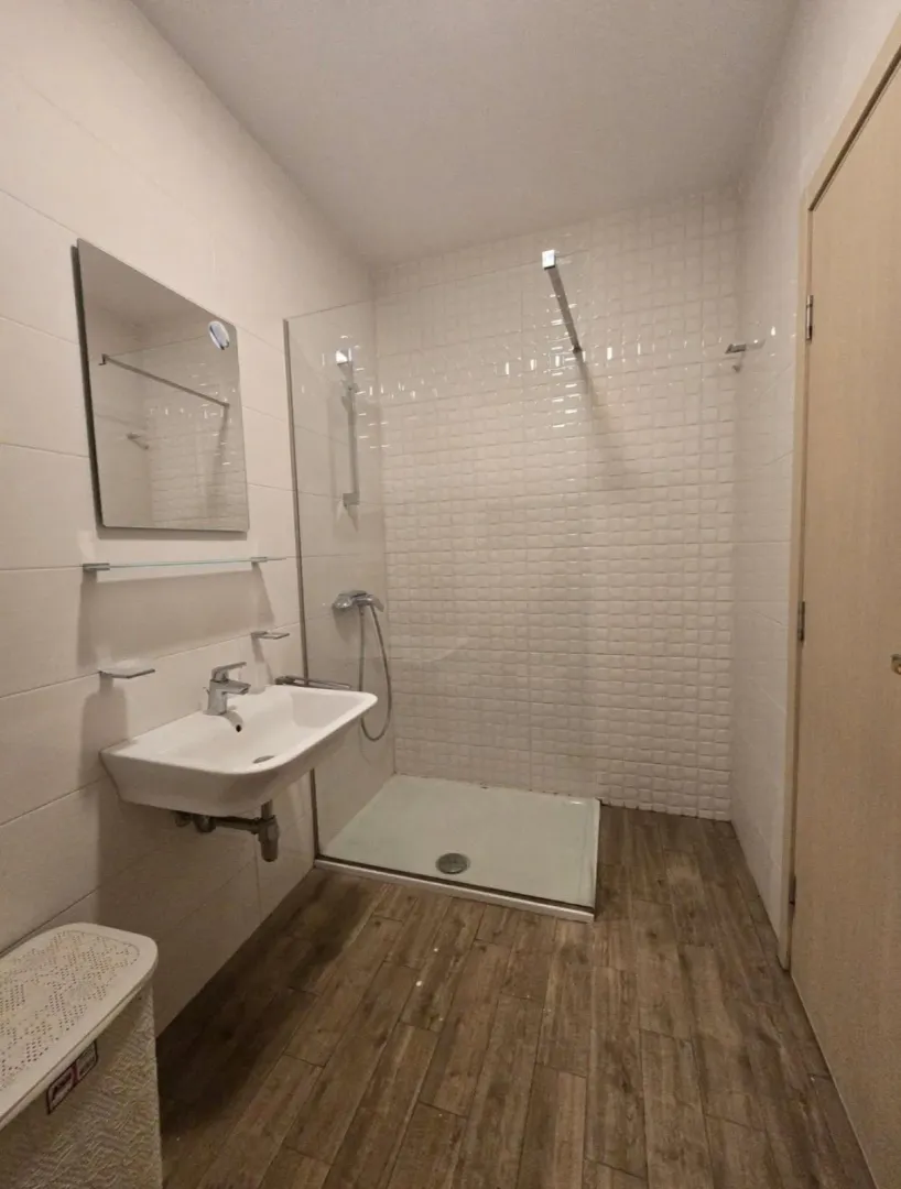 Izdavanje, dvosoban stan, 70m², City Kvart, Podgorica