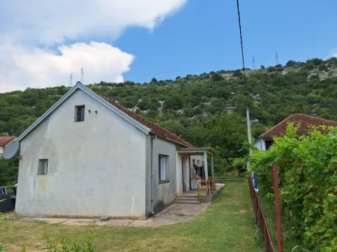 Prodaja, kuća, 115m², Podgorica, Crna Gora