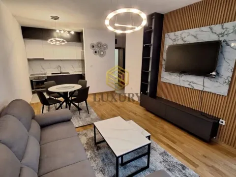 Izdavanje, jednosoban stan, 48m², New City, Podgorica - image 11