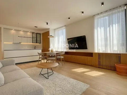 Izdavanje, trosoban stan, 90m², Savski Venac, Beograd - image 3