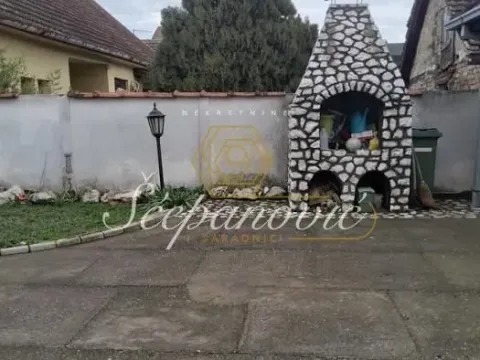 Prodaja, kuća, 360m², Veternik, Novi Sad Sve Podlokacije - image 19