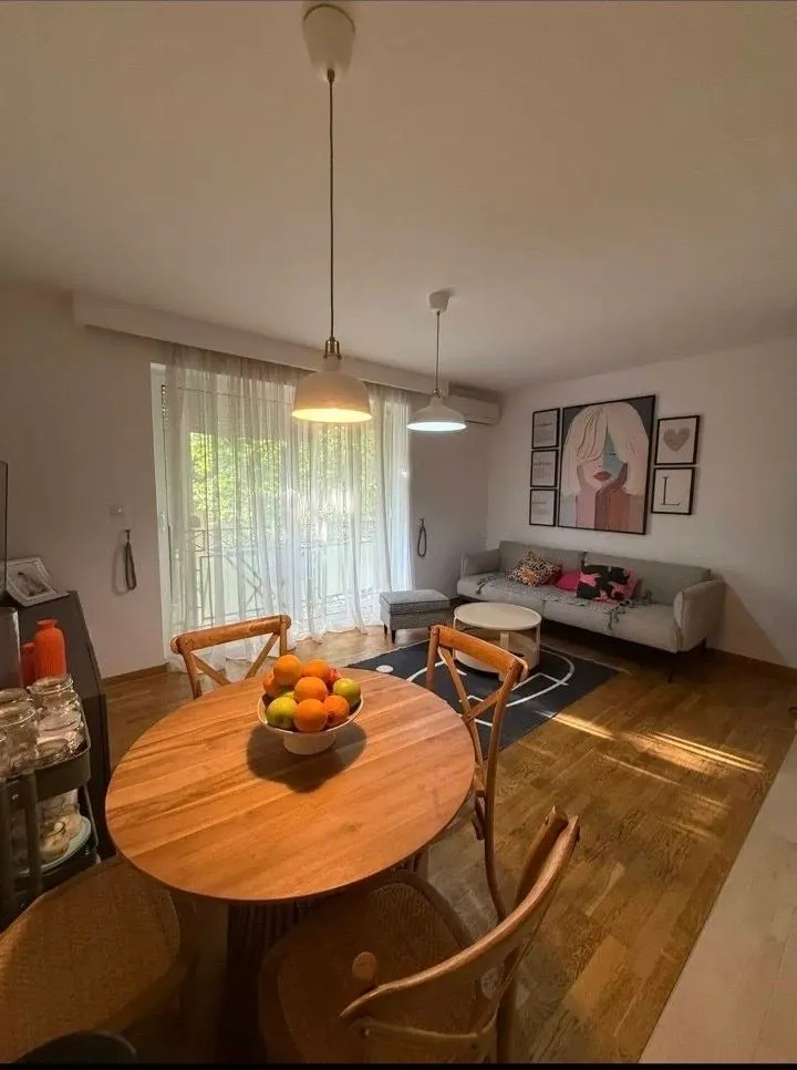 Prodaja, trosoban stan, 68m², Centar, Podgorica