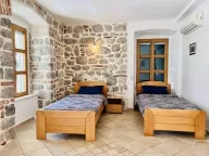 Prodaja, kuća, 85m², Kotor, Crna Gora - image 17