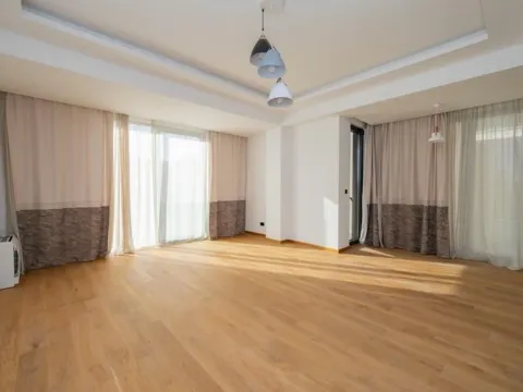 Izdavanje, dvosoban stan, 86m², Kod Capital Plaze, Podgorica - image 2