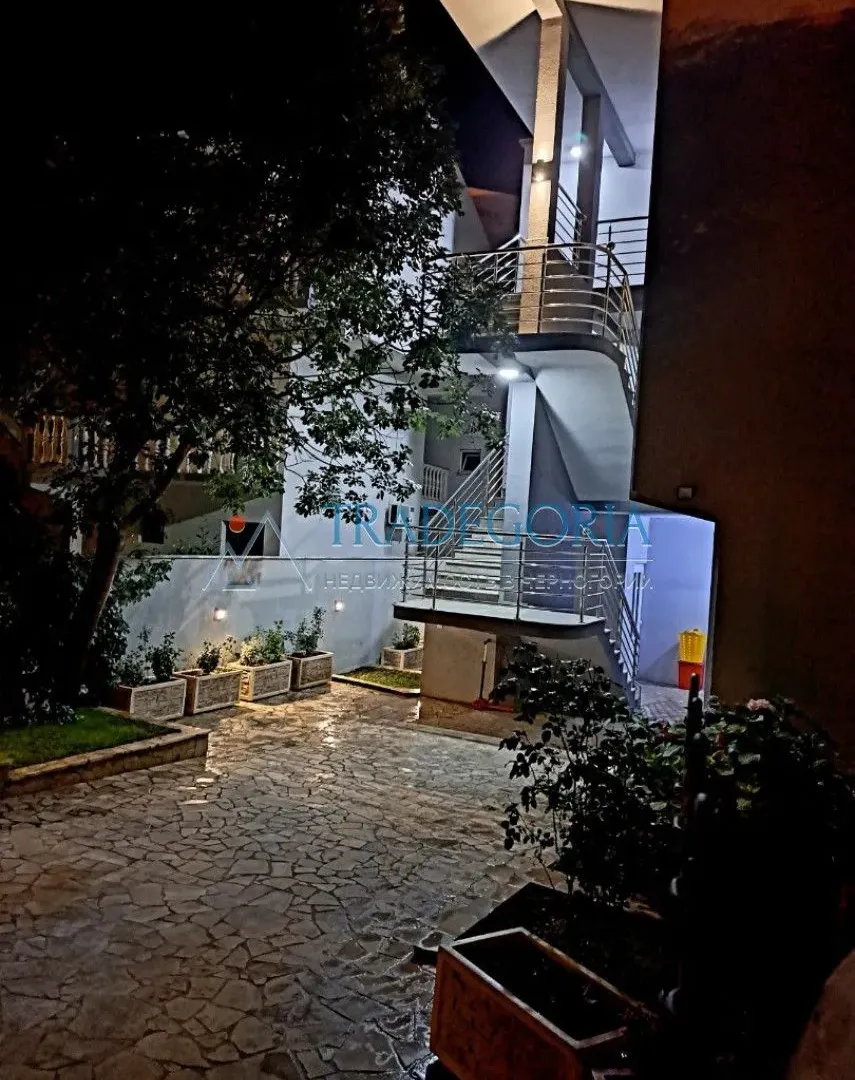 Prodaja, ugostiteljski objekat, 375m², Sutomore, Bar