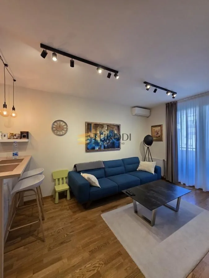Prodaja, jednosoban stan, 44m², Sajmište, Novi Sad
