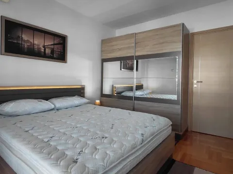 Rent, three bedroom apartment, 95m², Preko Morače, Podgorica - image 8