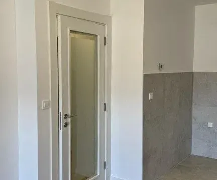 Rent, one bedroom apartment, 46m², Tološka šuma, Podgorica - image 9