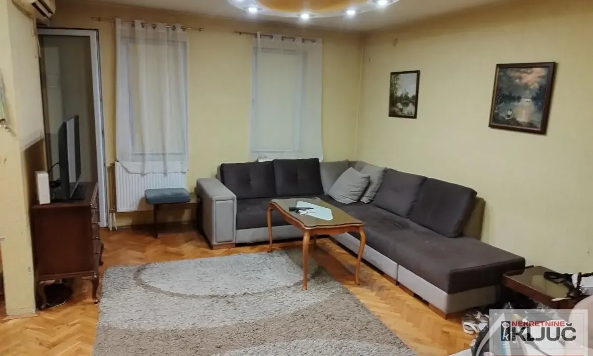 Prodaja, trosoban stan, 83m², Nova Detelinara, Novi Sad Sve Podlokacije