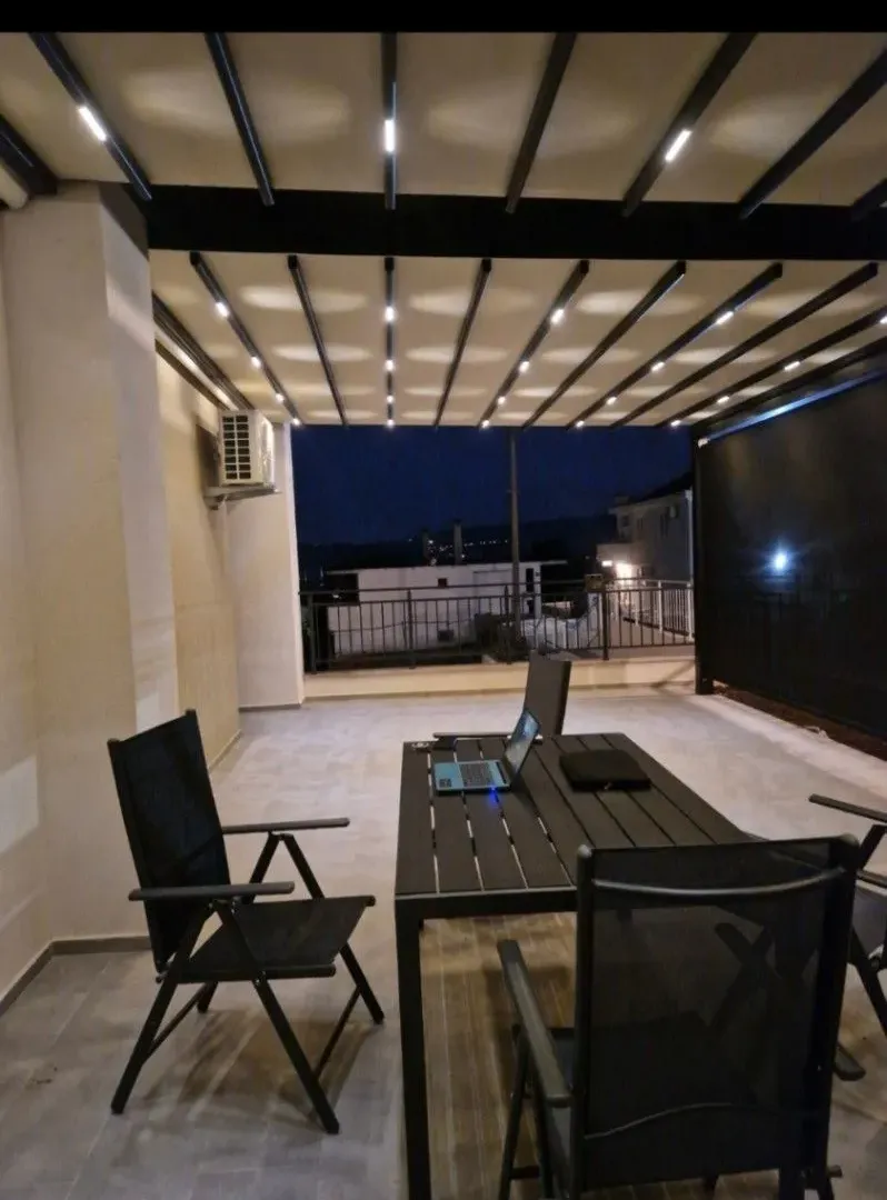 Prodaja, trosoban stan, 195m², Kava, Tivat