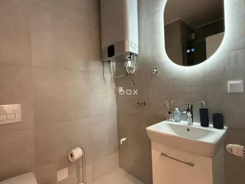 Rent, studio apartment, 30m², Bulevar, Niš - image 19