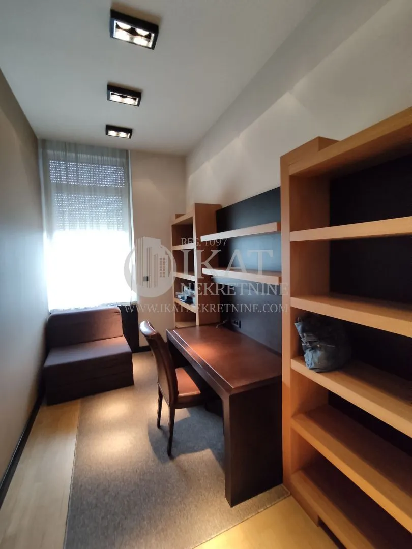 Rent, four bedroom apartment, 150m², Vukov Spomenik, Zvezdara Sve Podlokacije
