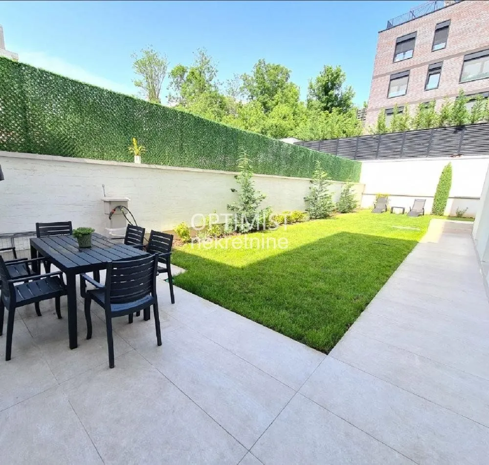 Sale, apartment, 210m², Savski Venac, Beograd