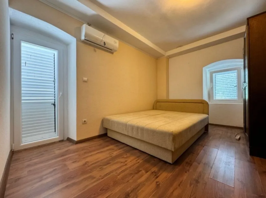 Prodaja, kuća, 163m², Kamenari, Herceg Novi