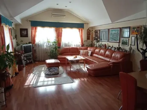 Rent, house, 95m², Sajmište, Novi Sad - image 6