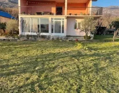 Prodaja, kuća, 150m², Bar, Crna Gora