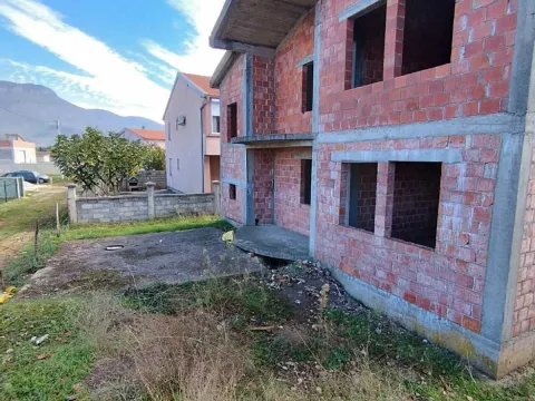 Prodaja, kuća, 300m², Podgorica, Crna Gora - image 7