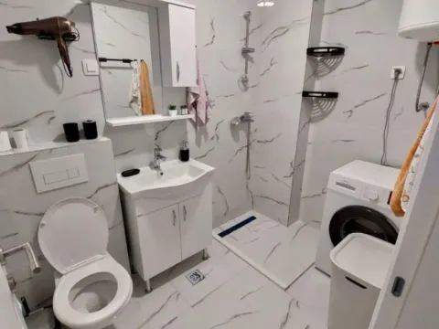 Izdavanje, jednosoban stan, 43m², Zabjelo, Podgorica - image 10