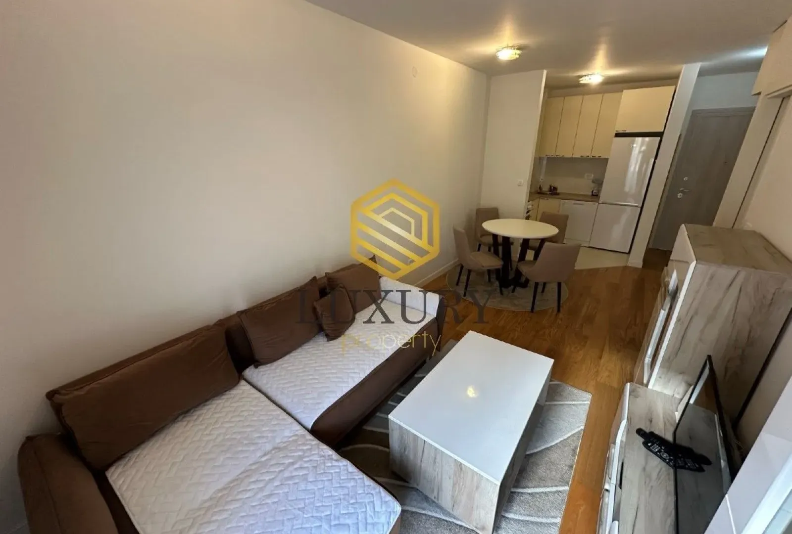 Rent, one bedroom apartment, 42m², Central Point, Podgorica