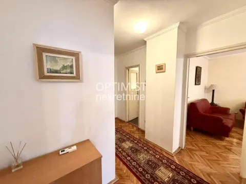 Izdavanje, jednosoban stan, 48m², Stari Grad, Beograd - image 3