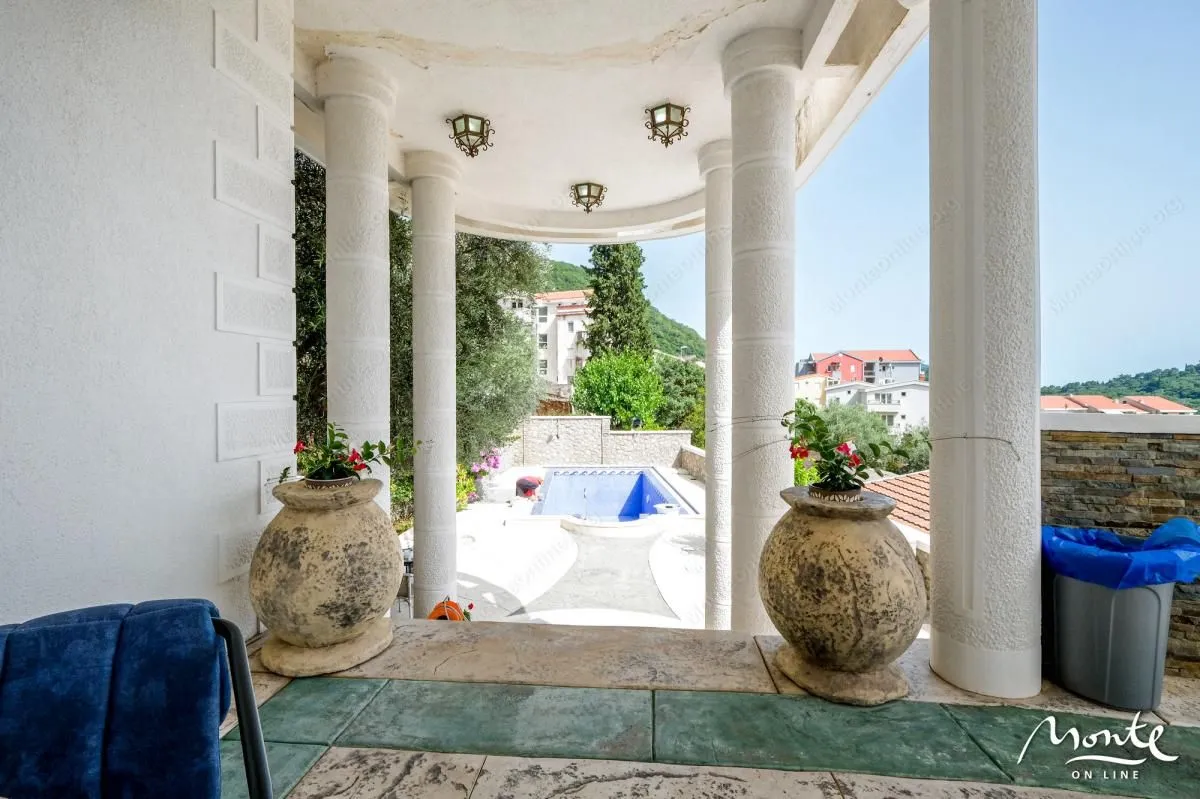 Sale, house, 560m², Petrovac, Budva