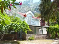 Prodaja, kuća, 79m², Orahovac, Kotor - image 1