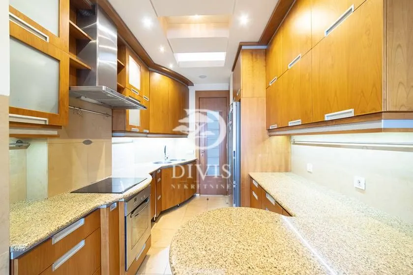 Sale, three bedroom apartment, 150m², Banovo Brdo, Beograd