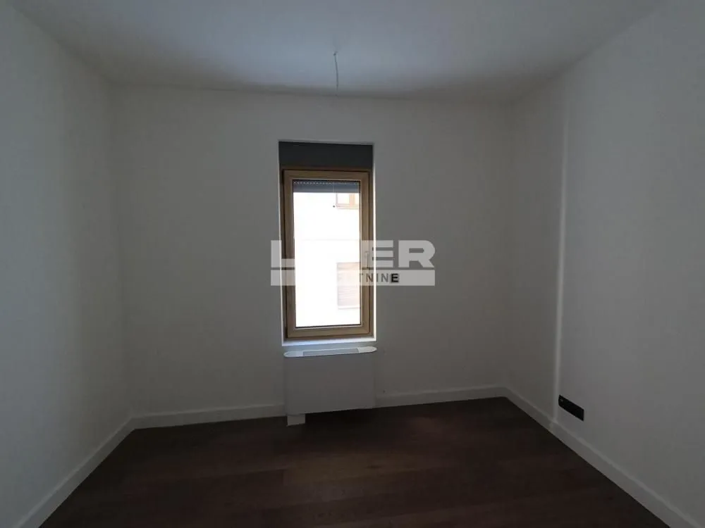 Sale, four bedroom apartment, 125m², Autokomanda, Voždovac Sve Podlokacije