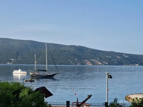 Prodaja, jednosoban stan, 53m², Herceg Novi, Crna Gora - image 1