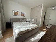 Izdavanje, trosoban stan, 86m², Savski Venac, Beograd - image 14