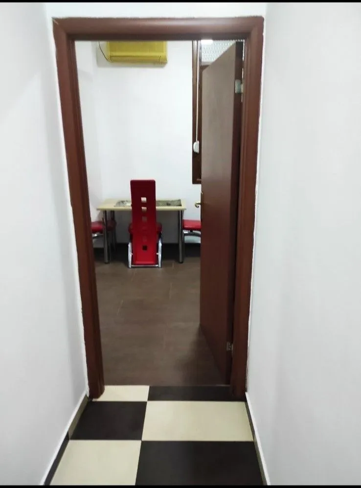Izdavanje, dvosoban stan, 43m², Momišići, Podgorica