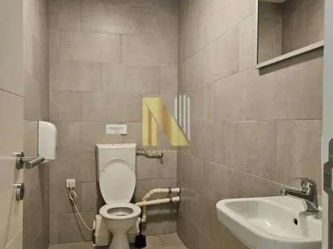 Rent, office space, 527m², Podbara, Novi Sad Sve Podlokacije - image 12