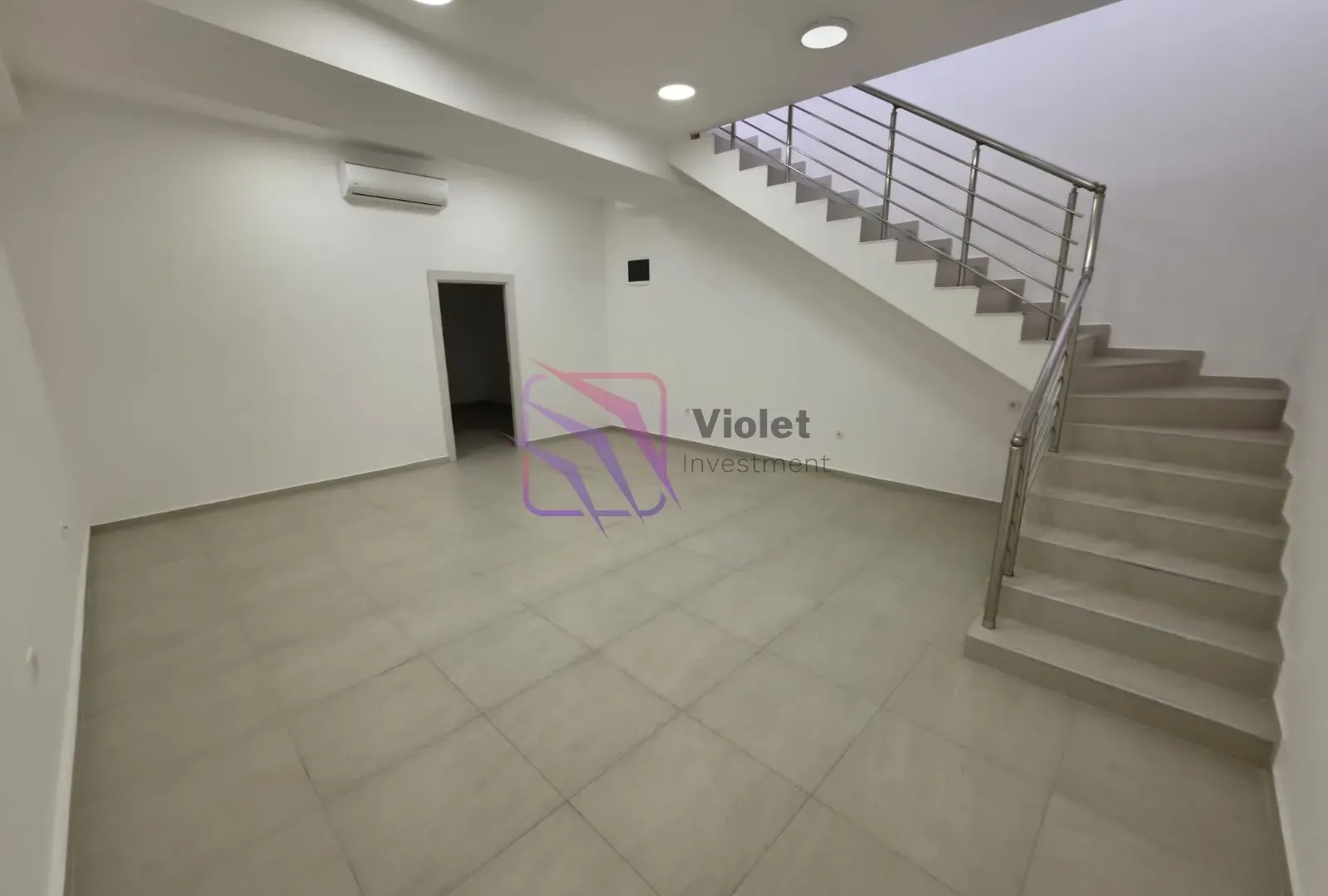 Rent, office space, 115m², Blok 9, Podgorica